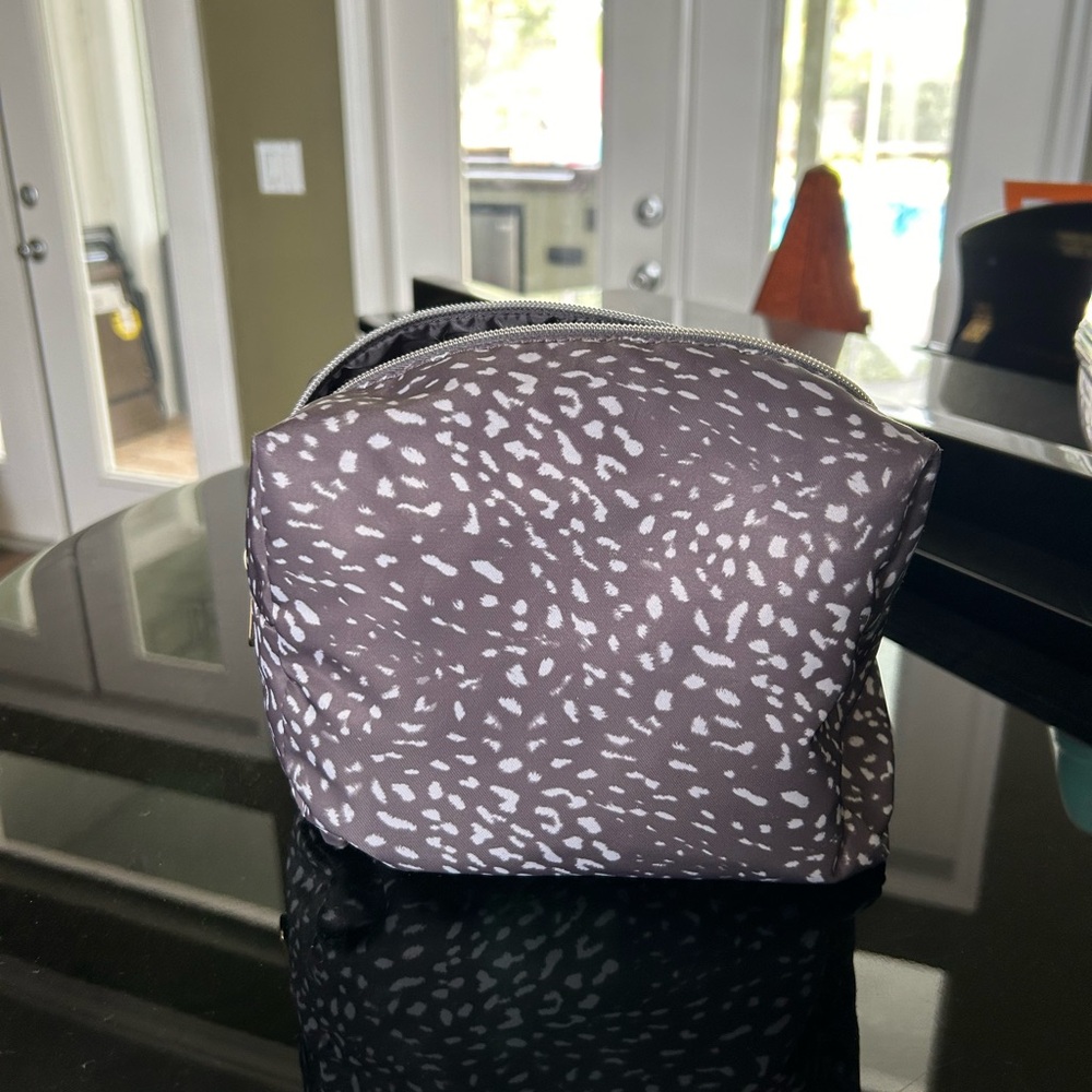Makeup bag